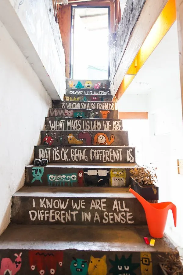 Urban Art Guesthouse Seúl Pensión